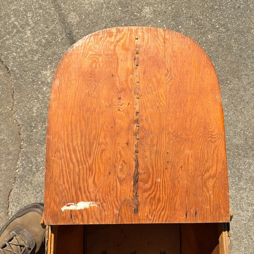 Basket Vintage Picnic Basket with Table Inside